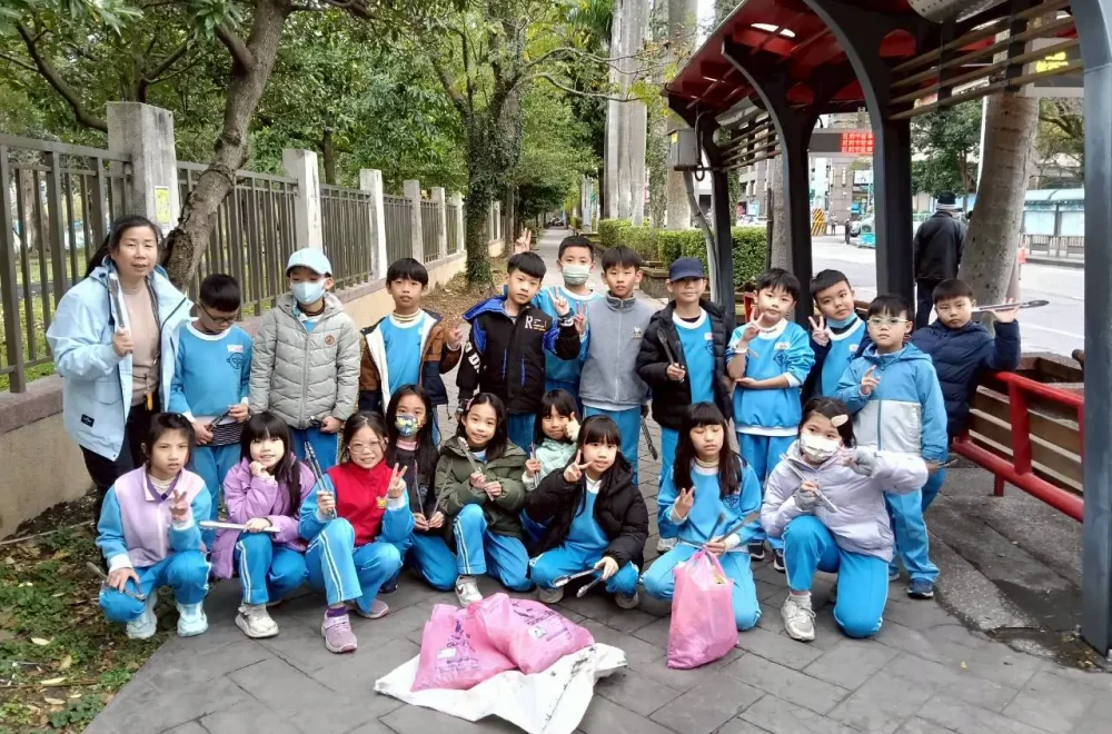 LINE_ALBUM_20260122校園週邊淨街_260123_55